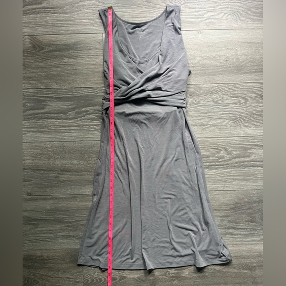Athleta Gray Sleeveless Twist Front A Line Knee Length Sporty Sundress Size S - Picture 3 of 5
